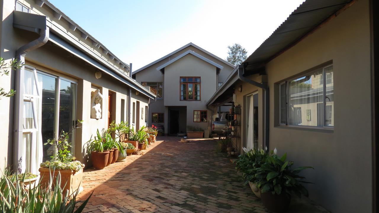 Ferienwohnung The Sculpture Yard 1 Pretoria-Noord Exterior foto
